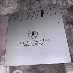 Anastasia Beverly Hills Glow Kit Sephora